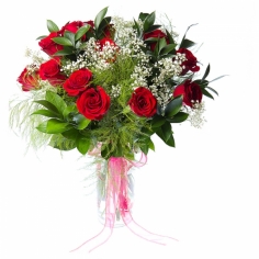 Букет из красных роз с гипсофилой и зеленью ‘Красотка’